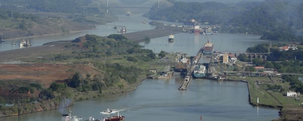 In this May 11, 2016 file photo, ships transit through the Panama Canal near Panama City In this May 11, 2016 file photo, ships transit through the Panama Canal near Panama City - Sputnik International