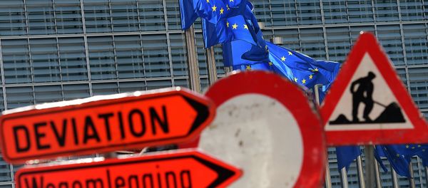 This photo taken on September 25, 2015 in Brussels shows signs for construction work around the Schuman roundabout area, home to the European Union's core institutions - Sputnik International