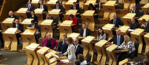 Scotland's First Minister Nicola Sturgeon speaks to members of the Scottish Parliament at Holyrood in Edinburgh, Scotland, Britain June 28, 2016. Scotland's First Minister Nicola Sturgeon speaks to members of the Scottish Parliament at Holyrood in Edinburgh, Scotland, Britain June 28, 2016. - Sputnik International