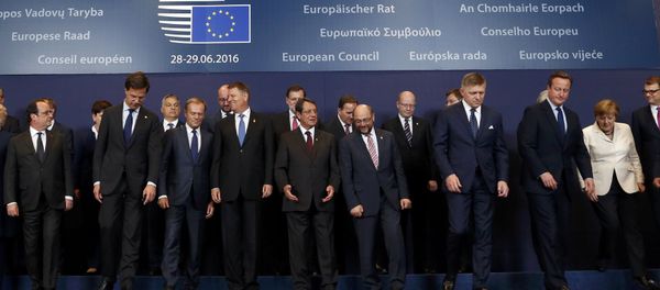 European Union leaders leaves after a family photo during at the EU Summit in Brussels, Belgium, June 28, 2016 - Sputnik International