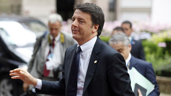 Italian Prime Minister Matteo Renzi arrives at the EU Summit in Brussels, Belgium, June 28, 2016 Italian Prime Minister Matteo Renzi arrives at the EU Summit in Brussels, Belgium, June 28, 2016 - Sputnik International