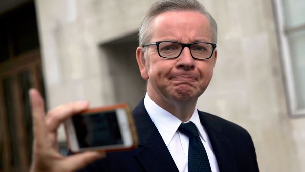 Britain's Justice Secretary Michael Gove leaves the BBC headquarters and studios at Portland Place in London, Britain June 19, 2016. Britain's Justice Secretary Michael Gove leaves the BBC headquarters and studios at Portland Place in London, Britain June 19, 2016. - Sputnik International