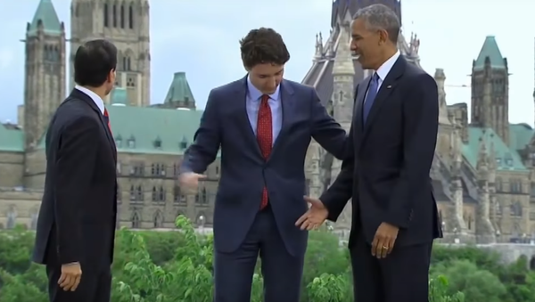 3 Amigos handshake - Sputnik International