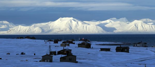 A general view shows the airport of the Norwegian town of Longyearbyen A general view shows the airport of the Norwegian town of Longyearbyen - Sputnik International