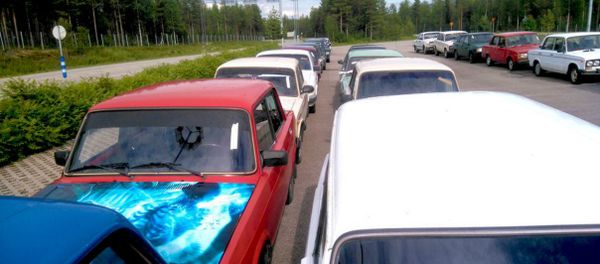 The vehicles going up for auction include models of Lada, Volga and Moskvitch cars never imported for sale in Finland - Sputnik International