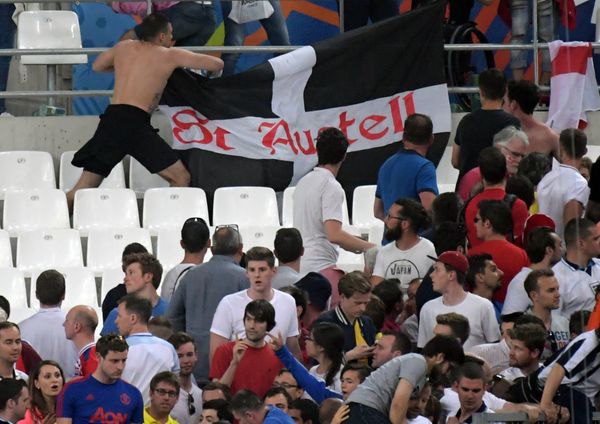 Football fans after the UEFA Euro 2016 group stage match between the English and Russian national teams - Sputnik International