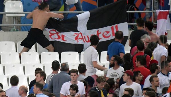 Football fans after the UEFA Euro 2016 group stage match between the English and Russian national teams - Sputnik International