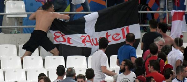 Football fans after the UEFA Euro 2016 group stage match between the English and Russian national teams Football fans after the UEFA Euro 2016 group stage match between the English and Russian national teams - Sputnik International