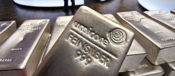 Silver bullions, weighing five kilograms each (File) Silver bullions, weighing five kilograms each (File) - Sputnik International