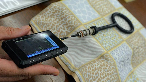 Bernard and her small company in Perrysburg, Ohio, are incorporating SansEC sensors into textile products Bernard and her small company in Perrysburg, Ohio, are incorporating SansEC sensors into textile products - Sputnik International