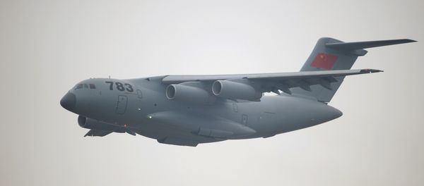 China's biggest military transport plane the Y-20 - Sputnik International
