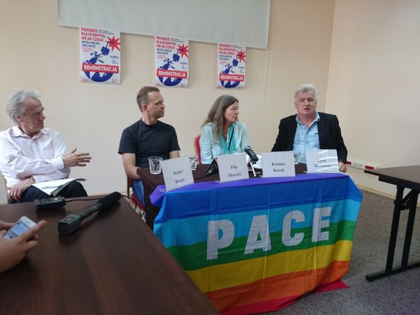 Peace Activists Gather In Warsaw To Oppose NATO’s War Rhetoric - Sputnik International