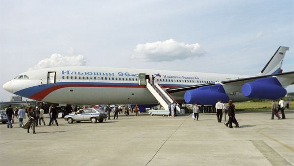 A long range jet liner Il-96-400 designed by the Sergey Ilyushin experimental design office. - Sputnik International