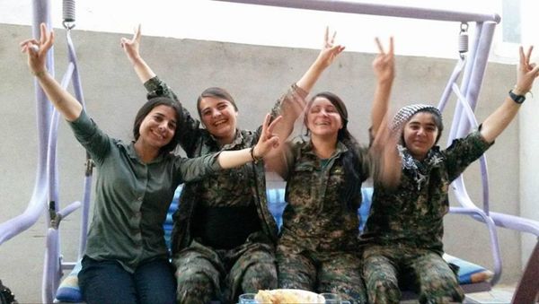 Yazidi women - Sputnik International