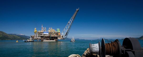 Partial view of the Petrobras P-51 semi-submersible off-shore oil platform construction site at the Brasfelf shipyard in Angra dos Reis (File) - Sputnik International