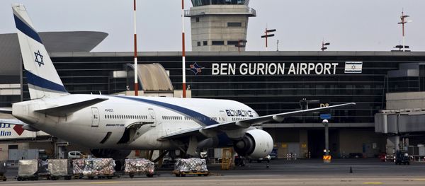 FIle photo of an EL AL Boeing 777 aircraft at Ben Gurion International Airport near Tel Aviv, Israel (File) FIle photo of an EL AL Boeing 777 aircraft at Ben Gurion International Airport near Tel Aviv, Israel (File) - Sputnik International