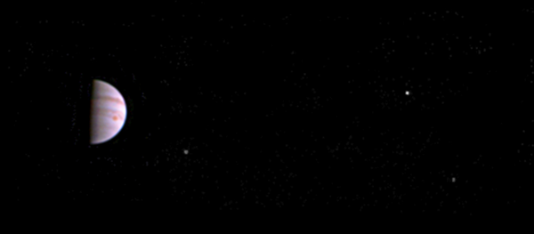 NASA's Juno Jupiter probe captured this image on July 10, 2016, less than a week after entering orbit around the giant planet. - Sputnik International