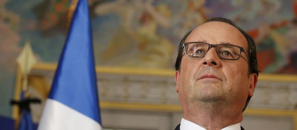French President Francois Hollande speaks to journalists at the Prefectoral Palace the day after the Bastille Day truck attack, in Nice, France, July 15, 2016. - Sputnik International