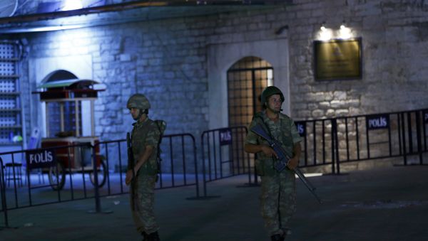 Turkish military stand guard near the the Taksim Square in Istanbul Turkish military stand guard near the the Taksim Square in Istanbul - Sputnik International