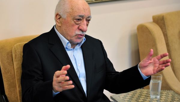Islamic cleric Fethullah Gulen speaks to members of the media at his compound, Sunday, July 17, 2016, in Saylorsburg, Pa. Turkish officials have blamed a failed coup attempt on Gulen, who denies the accusation. - Sputnik International