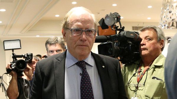 Richard McLaren, who was appointed by the World Anti-Doping Agency (WADA) to head an independent investigative team, walks out off the room after presenting his report in Toronto, Ontario, Canada July 18, 2016 Richard McLaren, who was appointed by the World Anti-Doping Agency (WADA) to head an independent investigative team, walks out off the room after presenting his report in Toronto, Ontario, Canada July 18, 2016 - Sputnik International