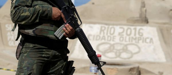 A Brazilian Army Forces soldier patrols on Copacabana beach ahead of the 2016 Rio Olympic games in Rio de Janeiro, Brazil, July 18, 2016 - Sputnik International