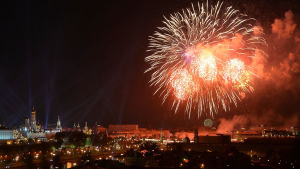 Fireworks to mark 70th anniversary of Victory in 1941-1945 Great Patriotic War - Sputnik International