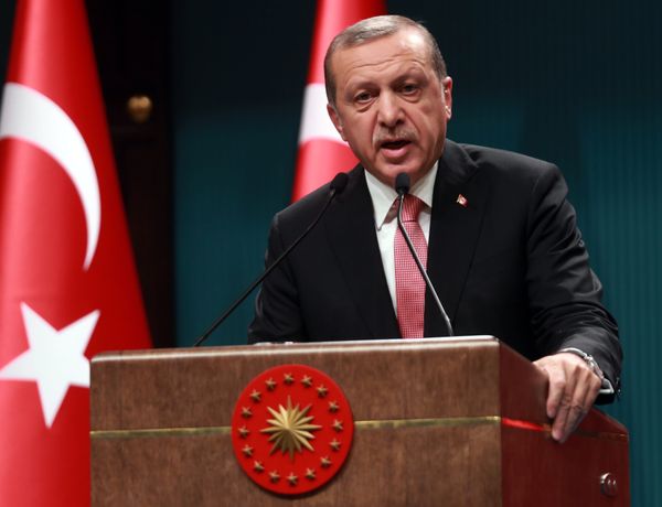 Turkish President Tayyip Erdogan speaks during a news conference following the National Security Council and cabinet meetings at the Presidential Palace in Ankara, Turkey, July 20, 2016 - Sputnik International