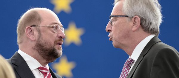 EU Commission Chief Jean-Claude Juncker and European Parliament President Martin Schulz - Sputnik International