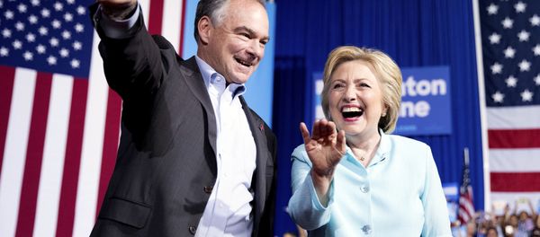 Hillary Clinton and Tim Kaine at VP Announcement Event in Miami, Florida - Sputnik International