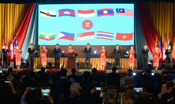 China Hopes RCEP Free Trade Deal to Be Signed, Entered Into Force Soon - Xi Jinping China Hopes RCEP Free Trade Deal to Be Signed, Entered Into Force Soon - Xi Jinping - Sputnik International