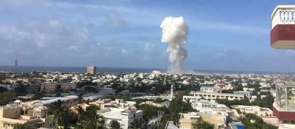 Huge Explosion, Gunfire Heard in Somalia's Mogadishu Airport Huge Explosion, Gunfire Heard in Somalia's Mogadishu Airport - Sputnik International