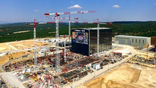 The progression of the Tokamak Building, captured by drone in July 2016 - Sputnik International