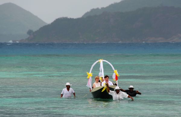 The World’s Weirdest Weddings in Unusual Places The World’s Weirdest Weddings in Unusual Places - Sputnik International