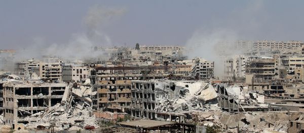 Smoke billows from buildings during an operation by Syrian government forces to retake control of the rebel-held district of Leramun, on the northwest outskirts of Aleppo, on July 26, 2016 Smoke billows from buildings during an operation by Syrian government forces to retake control of the rebel-held district of Leramun, on the northwest outskirts of Aleppo, on July 26, 2016 - Sputnik International
