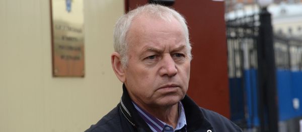 Vladimir Martynenko, snowplow driver detained in a Vnukovo private jet crash, at the Investigative Committee in Moscow. A Falcon jet crash killed four including Total President Christophe de Margerie Vladimir Martynenko, snowplow driver detained in a Vnukovo private jet crash, at the Investigative Committee in Moscow. A Falcon jet crash killed four including Total President Christophe de Margerie - Sputnik International