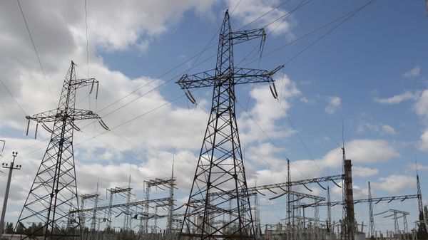 Pylons of a power transmission line - Sputnik International