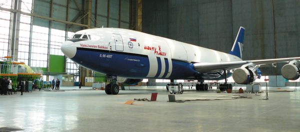 Il-96-400T - Sputnik International
