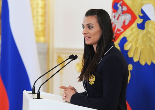 July 27, 2016. Two-time Olympic champion Yelena Isinbayeva addresses the meeting with the national Olympic team held by Russian President Vladimir Putin in the Kremlin's Alexander Hall - Sputnik International