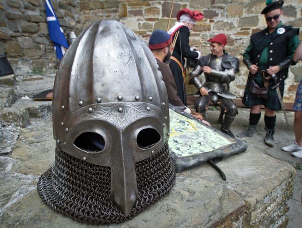 Let’s Get Medieval! A Look at Historic 'Genoa Helmet' Knight Festival in Crimea Let’s Get Medieval! A Look at Historic 'Genoa Helmet' Knight Festival in Crimea - Sputnik International