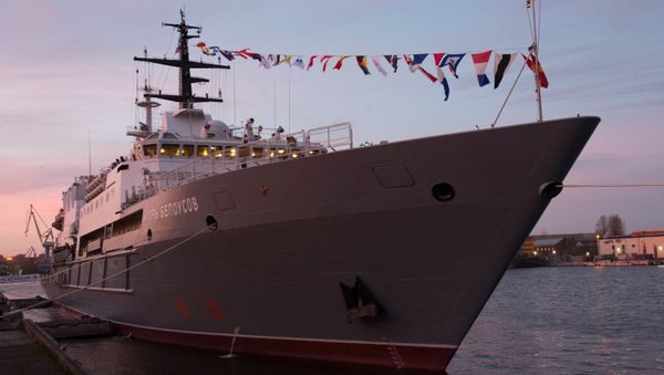 The Igor Belousov maritime search-and-rescue support vessel in St. Petersburg - Sputnik International