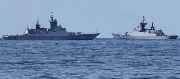 Boiky and Stoiky corvettes return to Baltiysk Boiky and Stoiky corvettes return to Baltiysk - Sputnik International