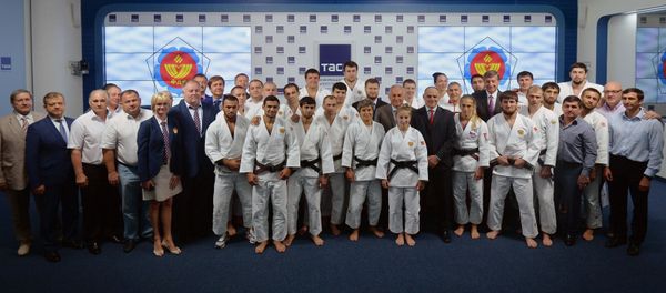 Presentation of the Russian Olympic Judo Team in Rio Presentation of the Russian Olympic Judo Team in Rio - Sputnik International