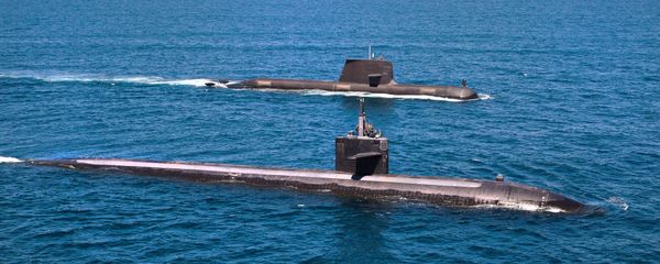 The U.S. Navy's Los Angeles-class fast attack submarine USS Albuquerque (SSN 706) and Royal Australian Navy Collins-class submarine HMAS Rankin (SSG 78) operate together in waters off Rottnest Island, Western Australia. The U.S. Navy's Los Angeles-class fast attack submarine USS Albuquerque (SSN 706) and Royal Australian Navy Collins-class submarine HMAS Rankin (SSG 78) operate together in waters off Rottnest Island, Western Australia. - Sputnik International
