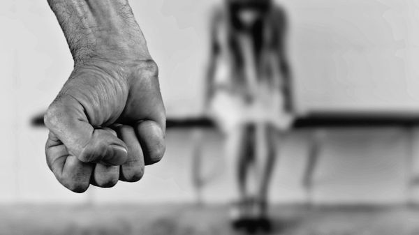 Historical sexual abuse revealed by adults in England and Wales - Sputnik International