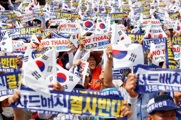 Seoungju residents chant slogans during a protest against the government's decision on deploying a U.S. THAAD anti-missile defense unit in Seongju, in Seoul, South Korea, July 21, 2016 Seoungju residents chant slogans during a protest against the government's decision on deploying a U.S. THAAD anti-missile defense unit in Seongju, in Seoul, South Korea, July 21, 2016 - Sputnik International