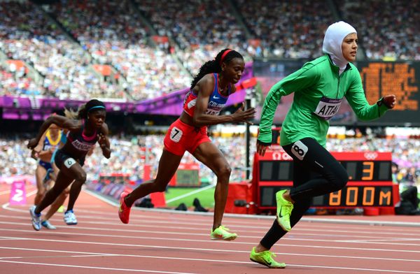 This file photo taken on August 8, 2012 shows (from L) Central Africa Republic's Elisabeth Mandaba, Colombia's Rosibel García and Saudi Arabia's Sarah al-Attar competing in the women's 800m heats at the athletics event of the London 2012 Olympic Games in the capital - Sputnik International