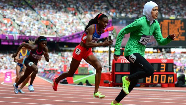 This file photo taken on August 8, 2012 shows (from L) Central Africa Republic's Elisabeth Mandaba, Colombia's Rosibel García and Saudi Arabia's Sarah al-Attar competing in the women's 800m heats at the athletics event of the London 2012 Olympic Games in the capital - Sputnik International