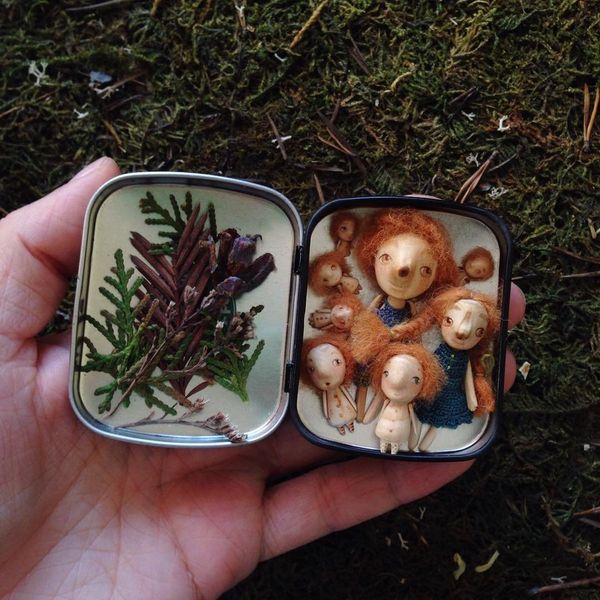 Good Things in Small Packages: Miniature Dolls That Fit in a Walnut Shell Good Things in Small Packages: Miniature Dolls That Fit in a Walnut Shell - Sputnik International