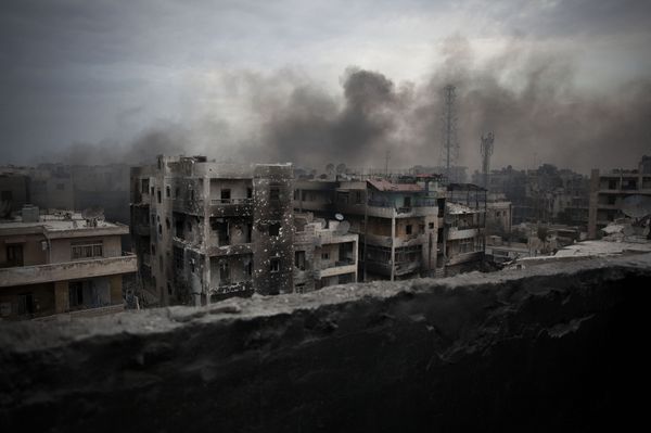 In this Tuesday, Oct. 2, 2012 file photo, smoke rises over Saif Al Dawla district, in Aleppo, Syria - Sputnik International